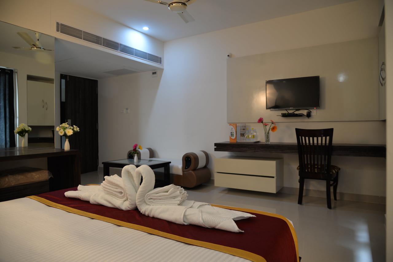 Amber Castle Hotel Hassan Luaran gambar